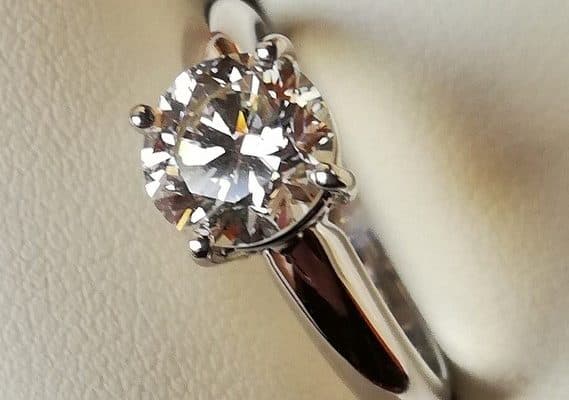Ring in white gold 750/1000 with natural diamond weighing 1,45ct - view 1